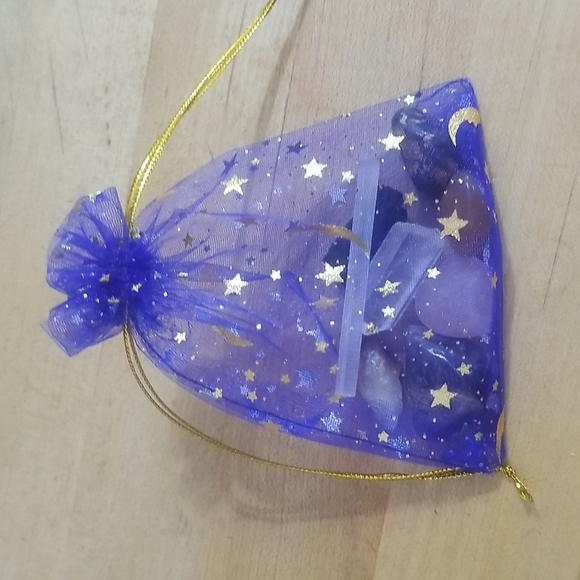 Gorgeous "Uplifting & Love theyself" Chakra Mini Crystal Bundle. - Picture 4 of 4